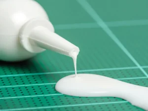 liquid pallet adhesive